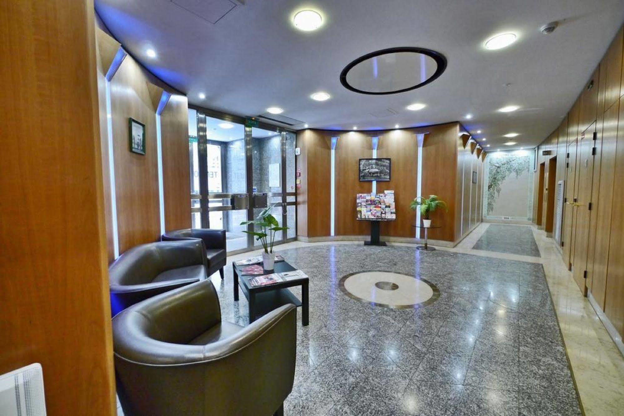 Tempolodge La Defense Курбевуа Экстерьер фото